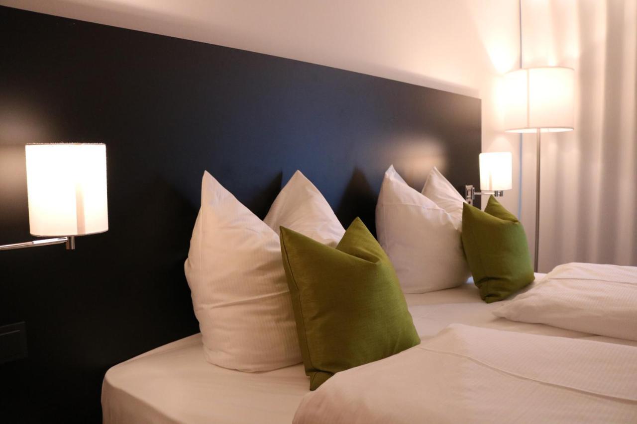 Me Hotel By Wmm Hotels Meitingen Kültér fotó